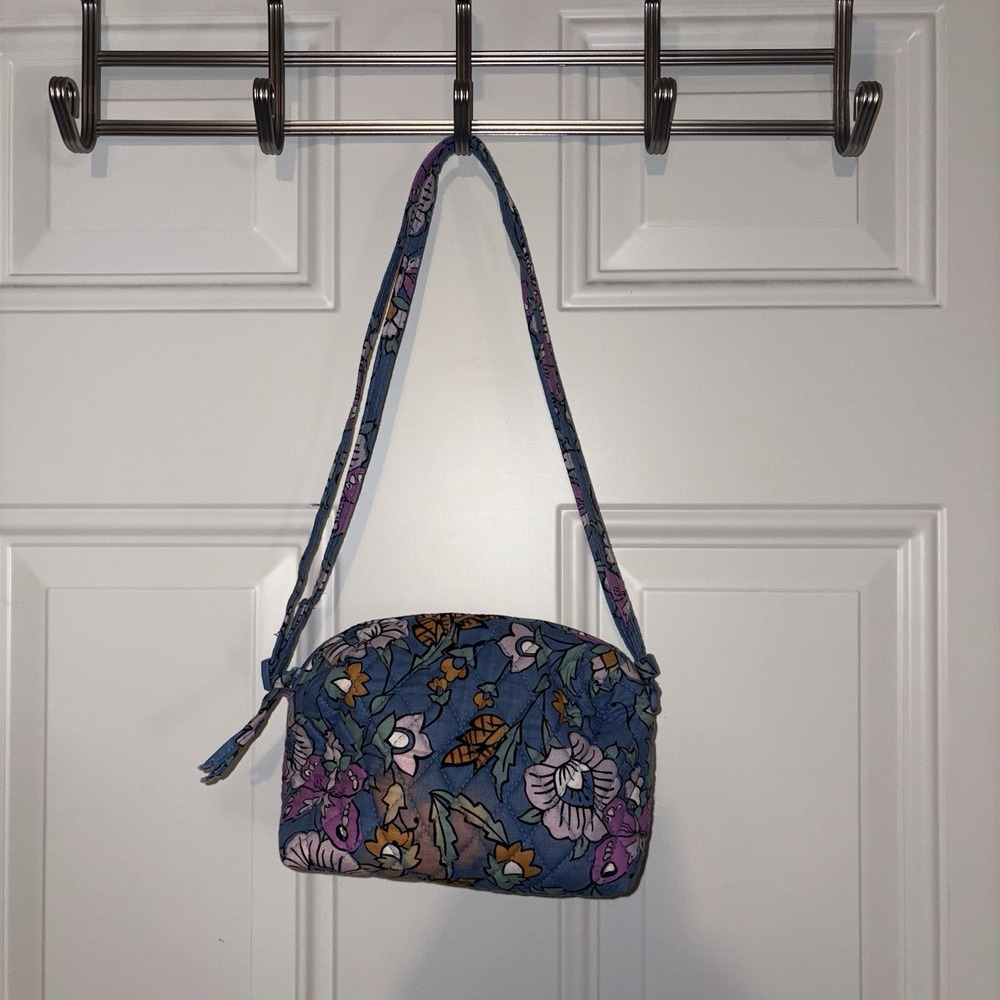 Vera Bradley‎ Camera Bag Crossbody Wild Prairie Adjustable Strap, Pretty Floral